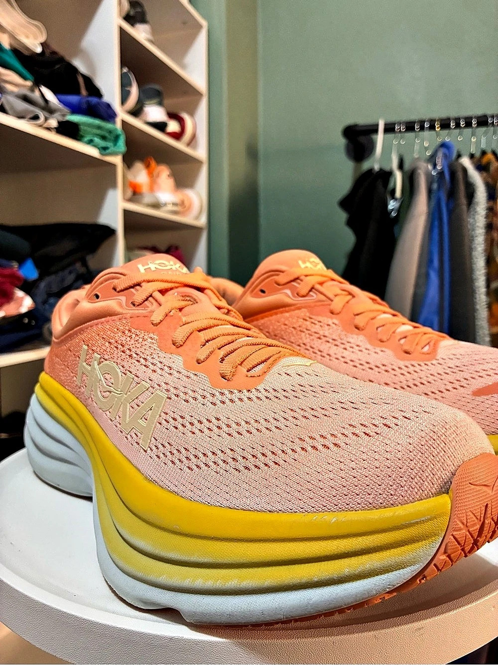 HOKA Bondi 8 Women's Athletic Shoes US 9B Orange & Yellow